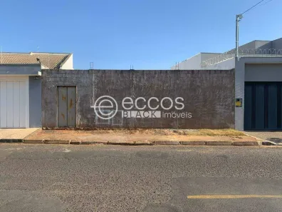 Lote/Terreno à venda, 340m² no Jardim Karaíba, Uberlândia