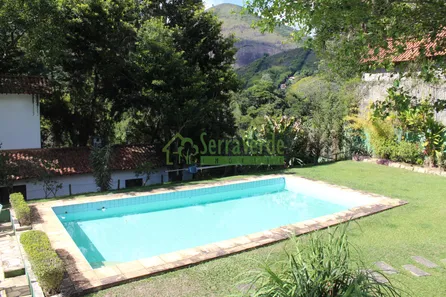 Casa com 4 Quartos à venda, 300m² no Corrêas, Petrópolis