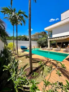 Sobrado com 4 Quartos à venda, 533m² no Jardins Milão, Goiânia