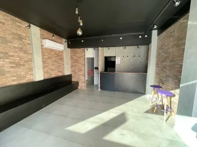 Prédio Comercial com 4 Quartos à venda, 163m² no Vila Gomes Cardim, São Paulo