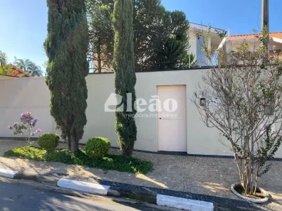 Casa com 3 Quartos à venda, 250m² no Jardim Paiquerê, Valinhos