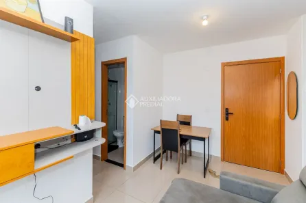 Apartamento com 2 Quartos para alugar, 45m² no Costa e Silva, Porto Alegre