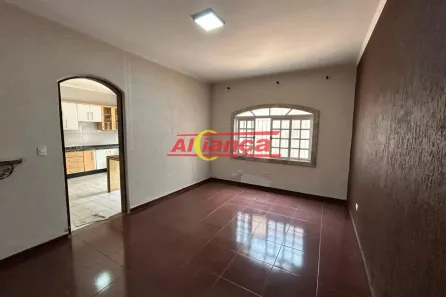 Casa com 3 Quartos para alugar, 299m² no Vila Miriam, Guarulhos