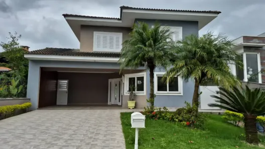 Casa de Condomínio com 4 Quartos para alugar, 270m² no Aruã, Mogi das Cruzes
