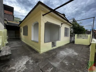 Casa com 3 Quartos à venda, 70m² no Parque Paulicéia, Duque de Caxias