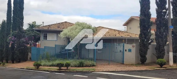 Sobrado com 3 Quartos à venda, 260m² no Jardim Lumen Christi, Campinas