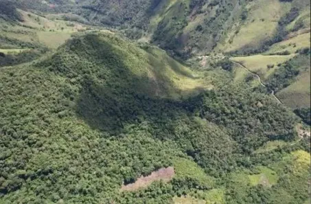 Lote/Terreno à venda, 240000m² no , Adrianópolis