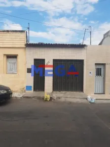 Casa com 2 Quartos à venda, 132m² no Franciscanos, Juazeiro do Norte
