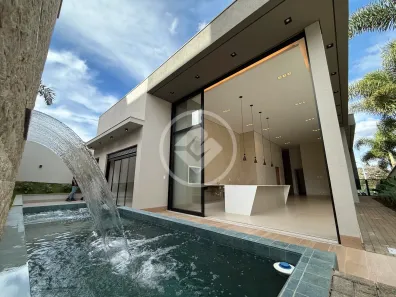 Casa de Condomínio com 4 Quartos à venda, 226m² no Granja Marileusa, Uberlândia