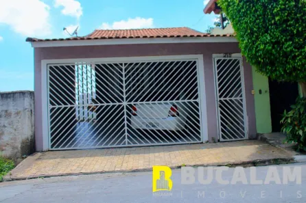 Sobrado com 4 Quartos à venda, 212m² no Parque Industrial das Oliveiras, Taboão da Serra