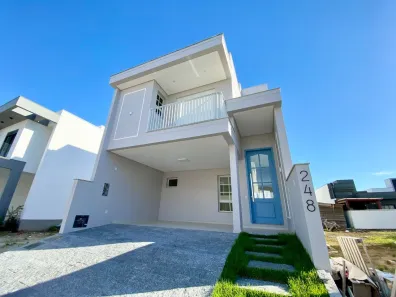 Casa de Condomínio com 3 Quartos à venda, 189m² no Beira Rio, Biguaçu