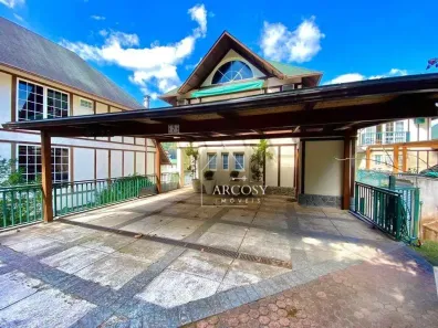Casa de Condomínio com 4 Quartos à venda, 450m² no Itaipava, Petrópolis