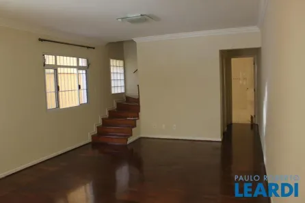Sobrado com 3 Quartos à venda, 180m² no Vila Monumento, São Paulo