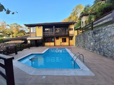 Casa de Condomínio com 3 Quartos à venda, 326m² no Vila Progresso, Niterói