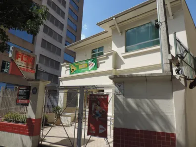 com 12 Quartos para alugar, 500m² no Liberdade, São Paulo
