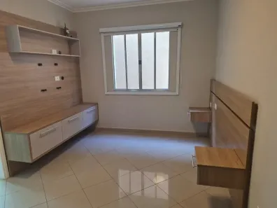 Apartamento com 3 Quartos para alugar, 90m² no Centro, São Roque