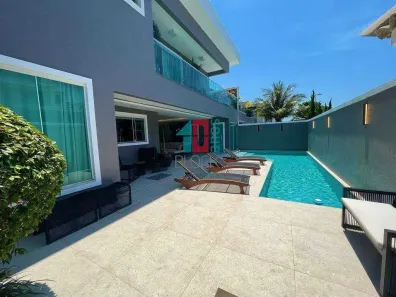 Casa de Condomínio com 4 Quartos à venda, 331m² no Recreio dos Bandeirantes, Rio de Janeiro