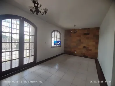 Casa com 4 Quartos para alugar, 200m² no Planalto, Belo Horizonte