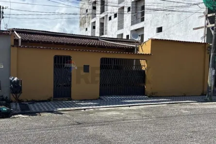 Apartamento com 4 Quartos à venda, 241m² no Val-de-Cães, Belém