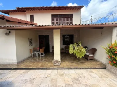 Casa com 5 Quartos à venda, 260m² no Cidade dos Funcionários, Fortaleza