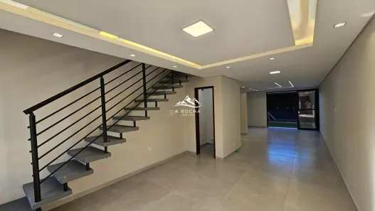 Sobrado com 2 Quartos à venda, 115m² no Praia de Fora, Palhoça