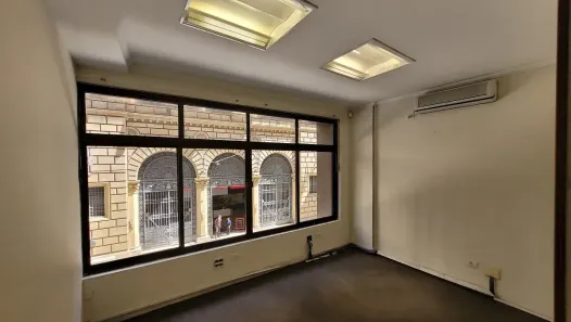 Sala Comercial para alugar, 180m² no Centro, São Paulo