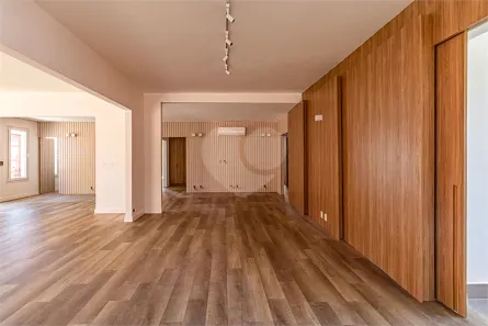 Casa com 3 Quartos à venda, 259m² no Vila Ida, São Paulo
