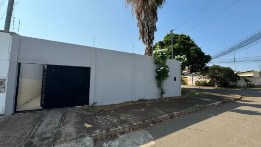 Casa com 3 Quartos para alugar, 100m² no Residencial Vereda dos Buritis, Goiânia