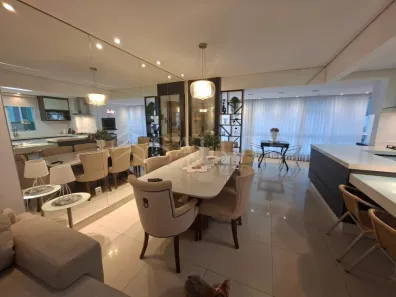 Apartamento com 4 Quartos para alugar, 394m² no Centro, Balneário Camboriú
