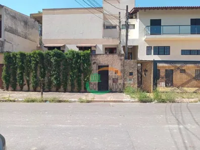 Sobrado com 5 Quartos à venda, 214m² no Jardim Magnólia, Campinas