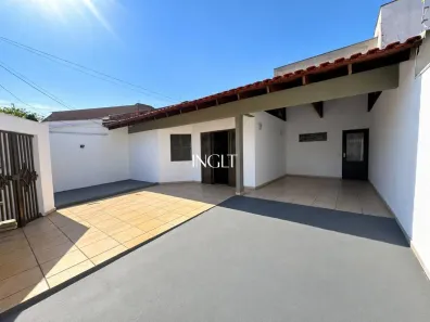 Casa com 5 Quartos para alugar, 220m² no Universitário, Londrina