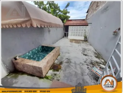 Casa com 1 Quarto à venda, 194m² no Jacarecanga, Fortaleza
