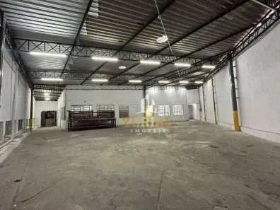 Galpão/Depósito/Armazém para alugar, 200m² no São João Clímaco, São Paulo