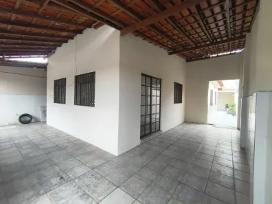 Casa com 4 Quartos para alugar, 100m² no Araçás, Vila Velha