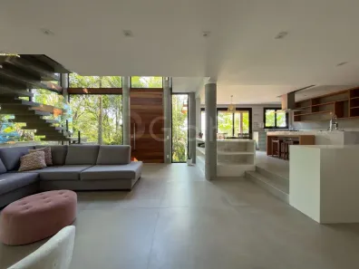 Casa com 3 Quartos à venda, 323m² no Lagoa da Conceição, Florianópolis