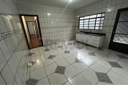 Casa com 3 Quartos para alugar, 133m² no Parque Residencial Jaguari, Americana