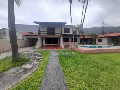 Casa com 4 Quartos para alugar, 450m² no Piratininga, Niterói