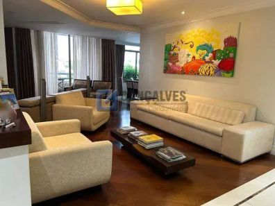 Apartamento com 3 Quartos à venda, 248m² no Vila Gilda, Santo André
