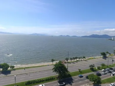 Apartamento com 3 Quartos para alugar, 260m² no Centro, Florianópolis