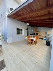 Casa de Condomínio com 4 Quartos à venda, 180m² no Chácaras Saudáveis e Encantadoras, Jundiaí