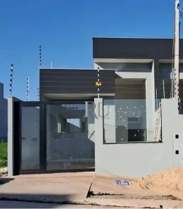 Casa com 3 Quartos à venda, 82m² no Jardim Portal de Itamaracá, Londrina