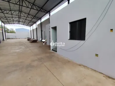 Ponto Comercial para alugar, 400m² no Nossa Senhora Aparecida, Uberlândia