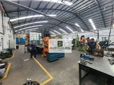 Galpão/Depósito/Armazém para alugar, 4000m² no Vila Fachini, São Paulo
