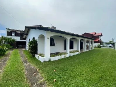 Casa com 6 Quartos à venda, 195m² no Santa Teresinha, Imbé