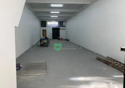 Prédio Comercial para alugar, 470m² no Cambuci, São Paulo
