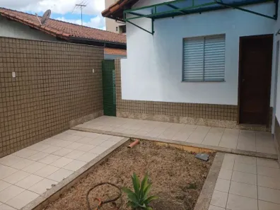 Casa com 4 Quartos à venda, 300m² no Santa Cruz, Belo Horizonte