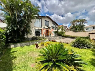 Casa com 4 Quartos para alugar, 694m² no Santa Branca, Belo Horizonte