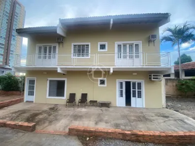 Sobrado com 2 Quartos à venda, 121m² no Santa Rosa, Cuiabá