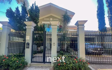 Sobrado com 7 Quartos para alugar, 417m² no Nova Campinas, Campinas