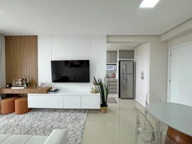 Apartamento com 2 Quartos à venda, 70m² no Barreiros, São José